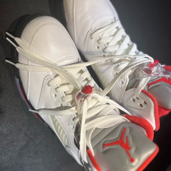 Nike Jordan’s V - Picture 8 of 16